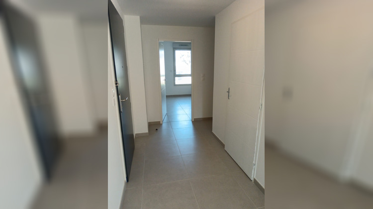 Ma-Cabane - Location Appartement Crest, 69 m²