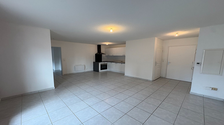 Ma-Cabane - Location Appartement CREUTZWALD, 63 m²