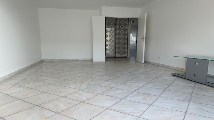 Ma-Cabane - Location Appartement CROISSY-SUR-SEINE, 82 m²