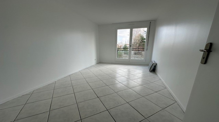 Ma-Cabane - Location Appartement CROISSY-SUR-SEINE, 82 m²