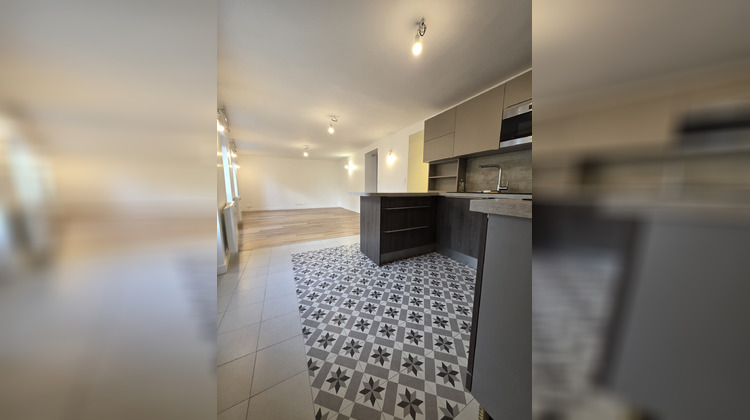 Ma-Cabane - Location Appartement CROISSY-SUR-SEINE, 89 m²