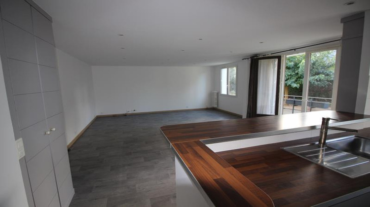 Ma-Cabane - Location Appartement CROISSY-SUR-SEINE, 61 m²