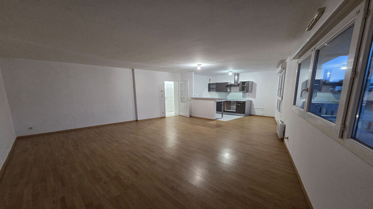 Ma-Cabane - Location Appartement CROIX, 68 m²