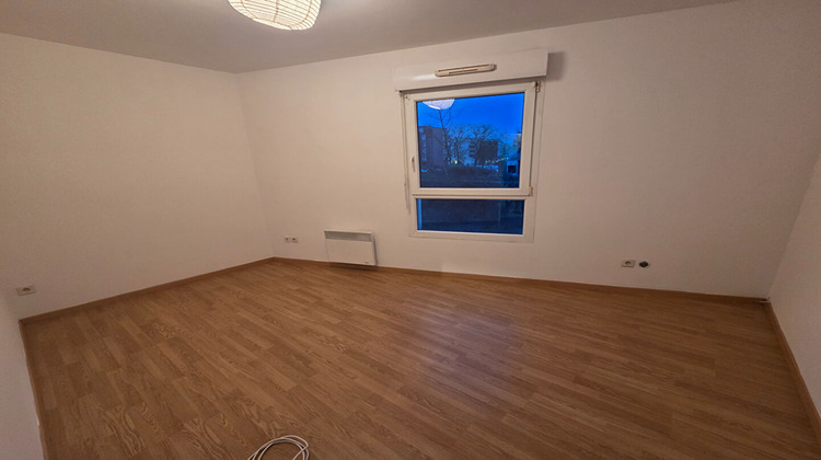 Ma-Cabane - Location Appartement CROIX, 68 m²