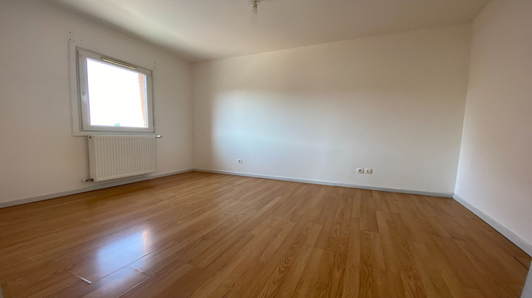 Ma-Cabane - Location Appartement CROIX, 58 m²