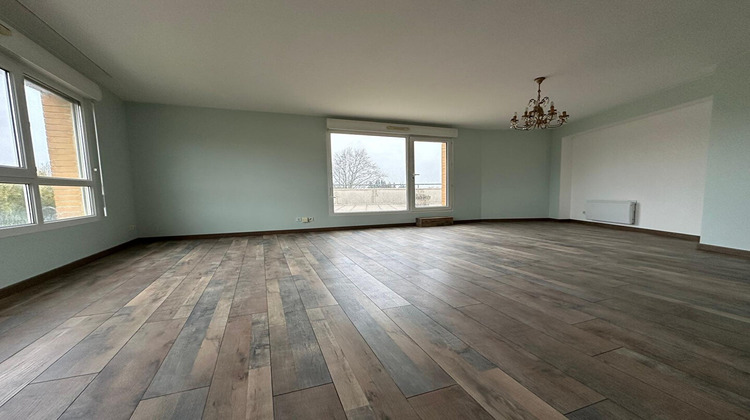 Ma-Cabane - Location Appartement CROIX, 80 m²
