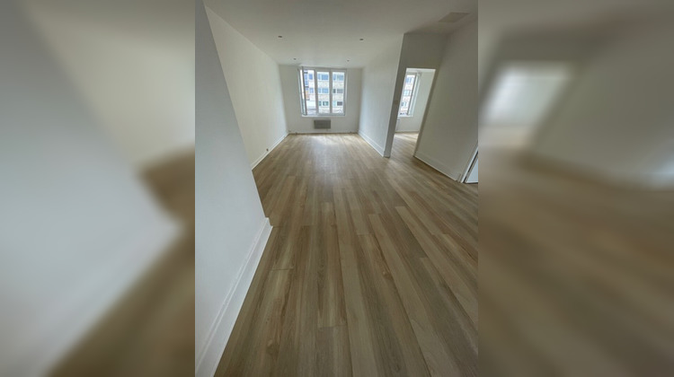Ma-Cabane - Location Appartement CROIX, 60 m²