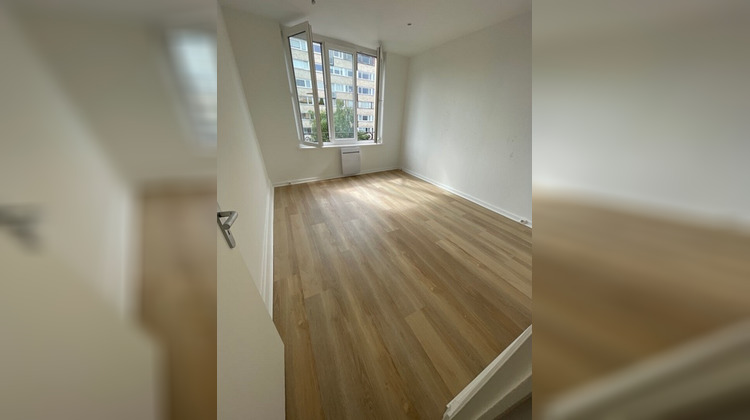 Ma-Cabane - Location Appartement CROIX, 60 m²