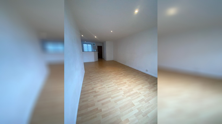 Ma-Cabane - Location Appartement CROIX, 62 m²