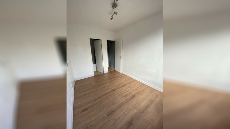 Ma-Cabane - Location Appartement CROIX, 62 m²