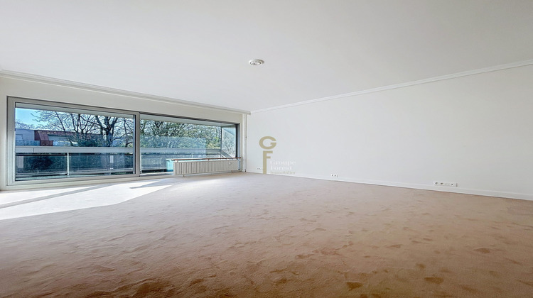 Ma-Cabane - Location Appartement Croix, 83 m²