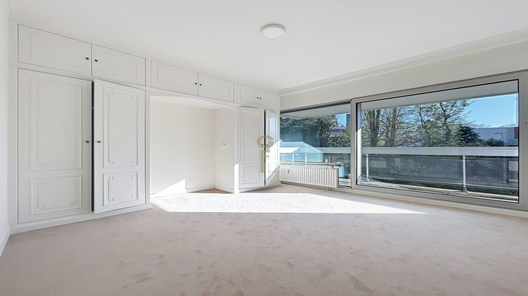 Ma-Cabane - Location Appartement Croix, 83 m²