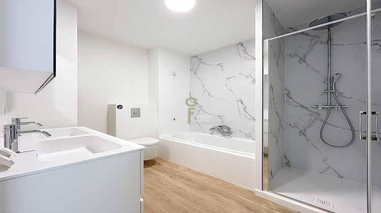 Ma-Cabane - Location Appartement Croix, 83 m²