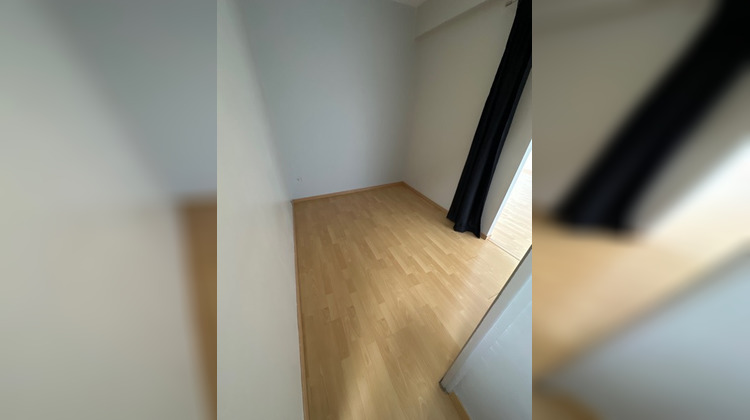 Ma-Cabane - Location Appartement CROIX, 42 m²