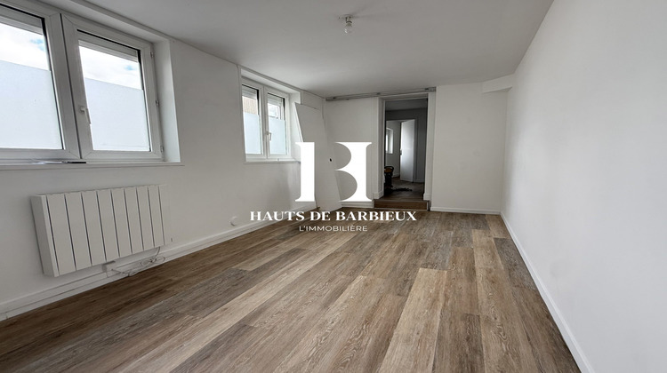Ma-Cabane - Location Appartement Croix, 60 m²