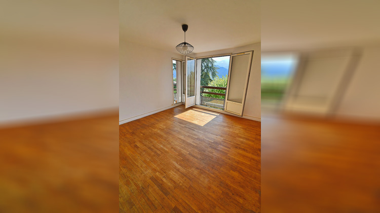Ma-Cabane - Location Appartement CROLLES, 60 m²