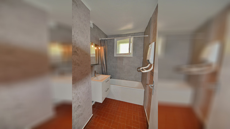 Ma-Cabane - Location Appartement CROLLES, 60 m²