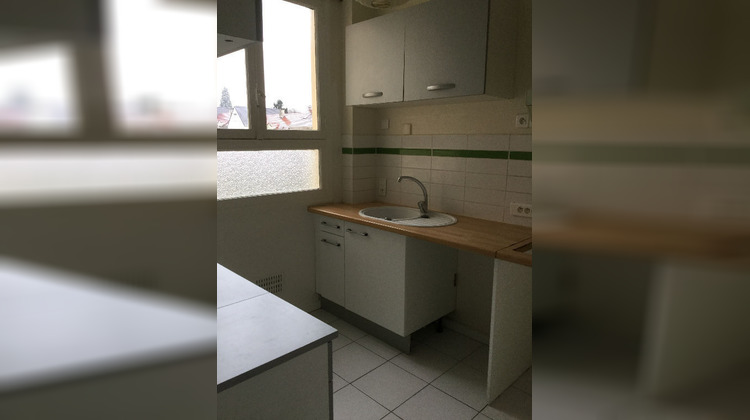 Ma-Cabane - Location Appartement CROSNE, 63 m²