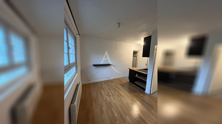 Ma-Cabane - Location Appartement CROSNE, 17 m²