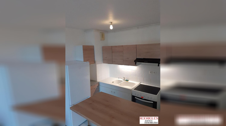 Ma-Cabane - Location Appartement CROUTELLE, 45 m²