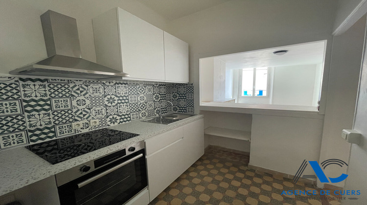 Ma-Cabane - Location Appartement CUERS, 45 m²