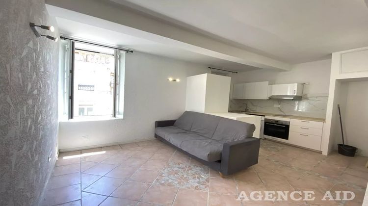 Ma-Cabane - Location Appartement Cuges-les-Pins, 51 m²