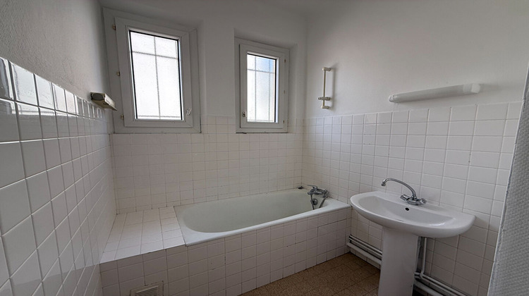 Ma-Cabane - Location Appartement CULOZ, 60 m²
