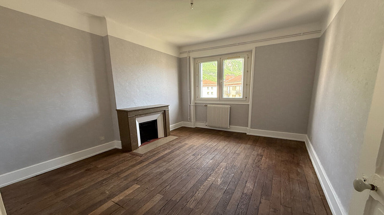 Ma-Cabane - Location Appartement CULOZ, 60 m²