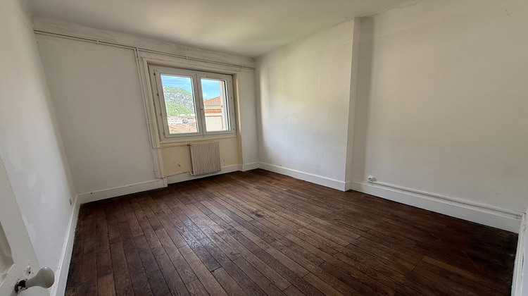 Ma-Cabane - Location Appartement CULOZ, 60 m²