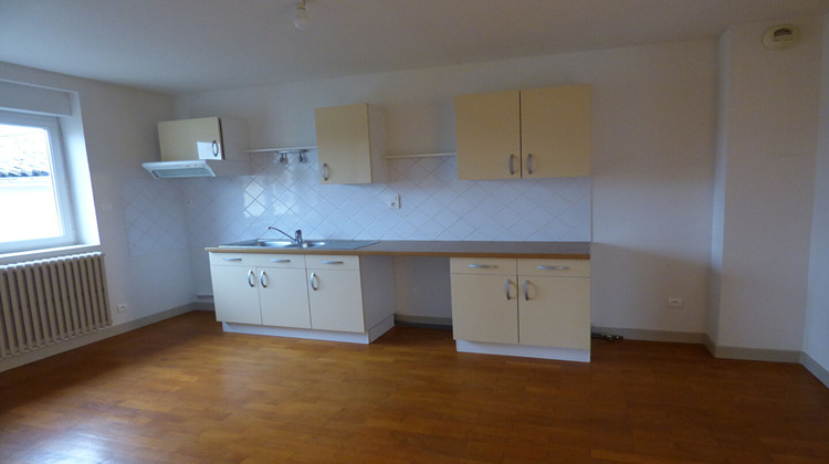Ma-Cabane - Location Appartement CURCIAT-DONGALON, 78 m²
