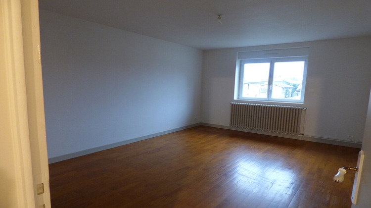 Ma-Cabane - Location Appartement CURCIAT-DONGALON, 78 m²