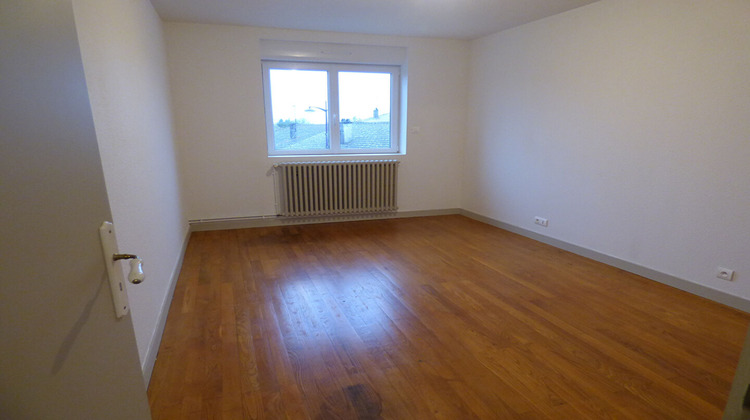 Ma-Cabane - Location Appartement CURCIAT-DONGALON, 78 m²