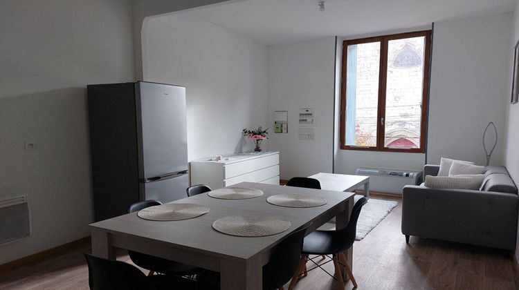 Ma-Cabane - Location Appartement CUXAC-D'AUDE, 60 m²