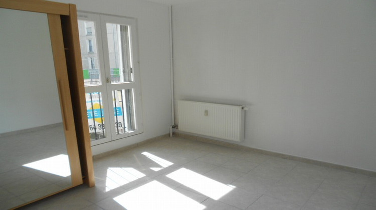 Ma-Cabane - Location Appartement Dammarie-les-Lys, 58 m²