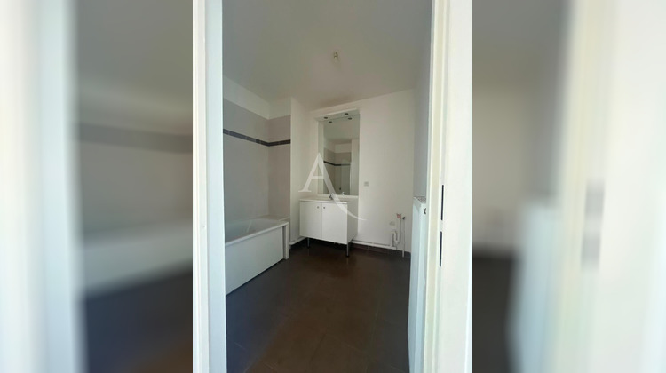 Ma-Cabane - Location Appartement DAMMARIE-LES-LYS, 56 m²