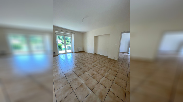 Ma-Cabane - Location Appartement DAMPIERRE-SUR-SALON, 77 m²