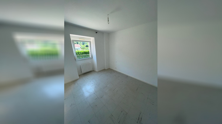 Ma-Cabane - Location Appartement DAMPIERRE-SUR-SALON, 77 m²