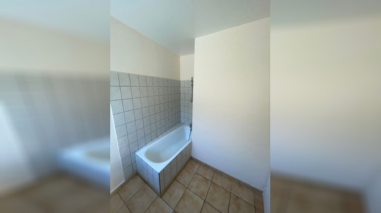 Ma-Cabane - Location Appartement DAMPIERRE-SUR-SALON, 77 m²