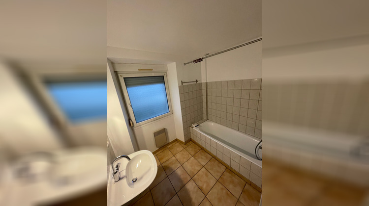 Ma-Cabane - Location Appartement DAMPIERRE-SUR-SALON, 80 m²