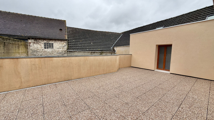 Ma-Cabane - Location Appartement DANNEMOIS, 106 m²