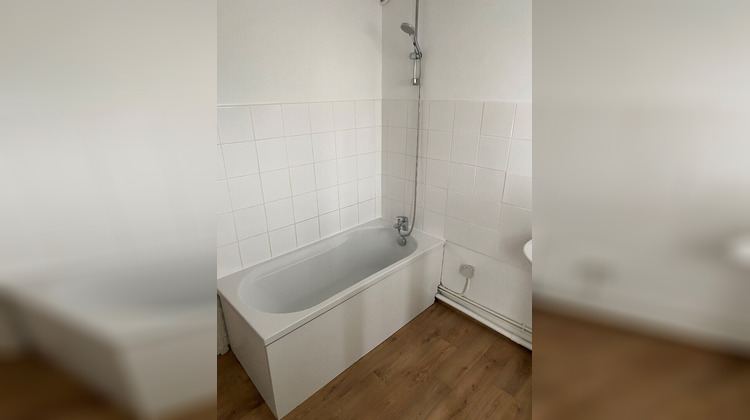 Ma-Cabane - Location Appartement DARNETAL, 53 m²
