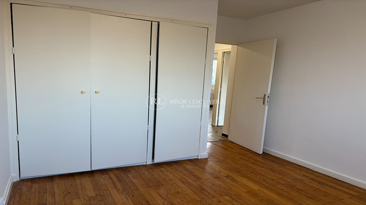 Ma-Cabane - Location Appartement DECINES-CHARPIEU, 55 m²