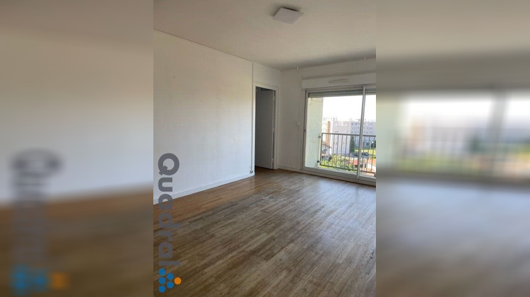 Ma-Cabane - Location Appartement DECINES-CHARPIEU, 66 m²