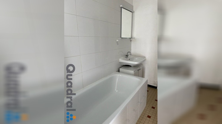 Ma-Cabane - Location Appartement DECINES-CHARPIEU, 66 m²