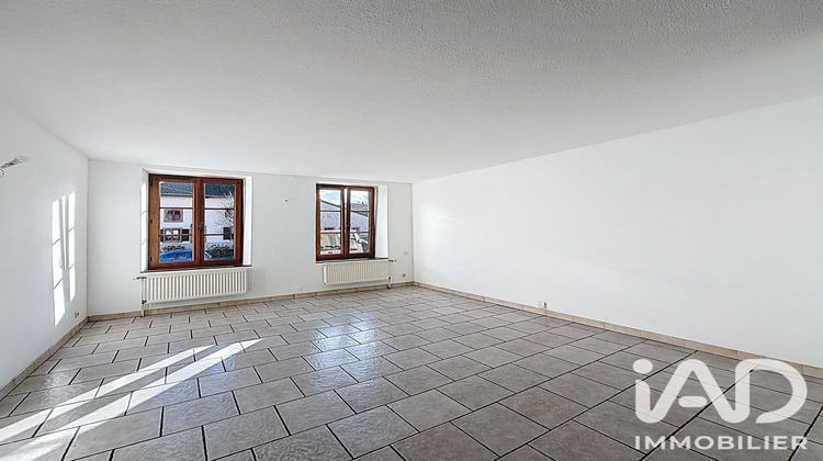 Ma-Cabane - Location Appartement Desseling, 117 m²