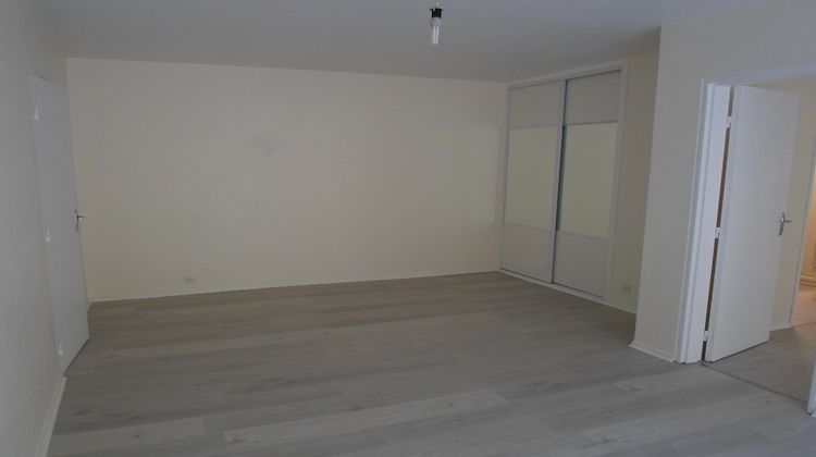 Ma-Cabane - Location Appartement DEVILLE-LES-ROUEN, 46 m²