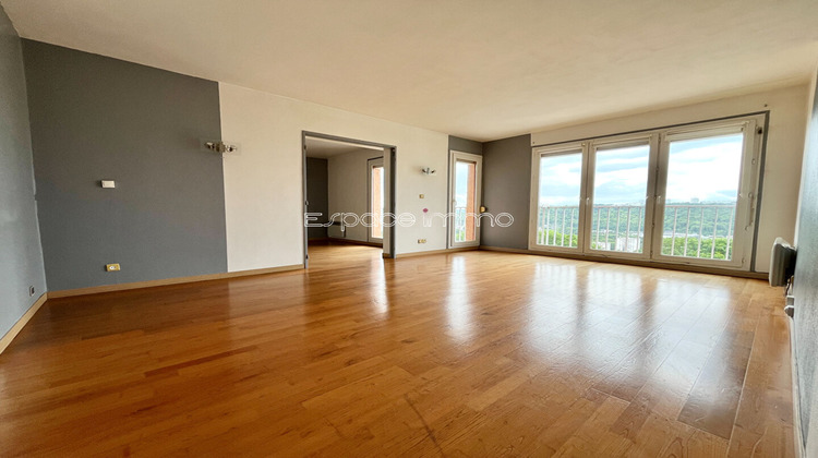 Ma-Cabane - Location Appartement DEVILLE-LES-ROUEN, 68 m²