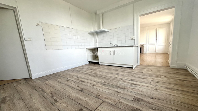 Ma-Cabane - Location Appartement DEVILLE-LES-ROUEN, 85 m²
