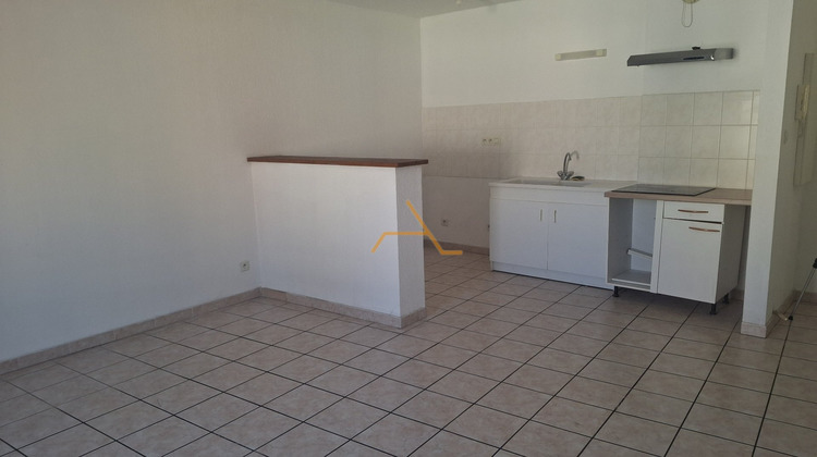 Ma-Cabane - Location Appartement DIEULEFIT, 61 m²