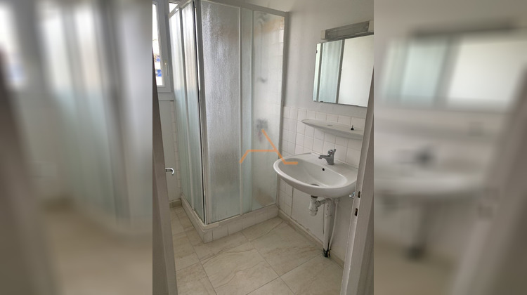 Ma-Cabane - Location Appartement DIEULEFIT, 45 m²